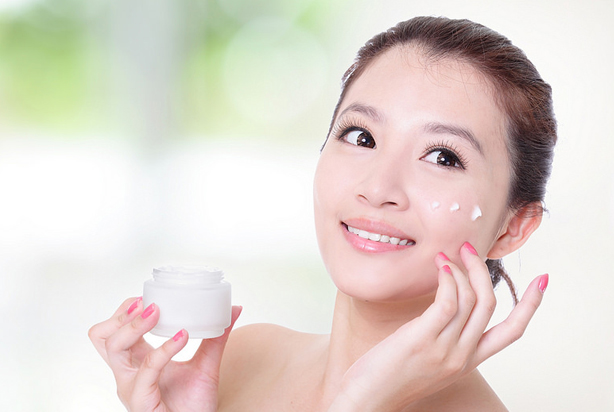6 lợi ích của việc massage da mặt