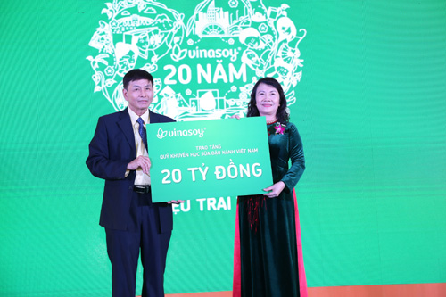 Vinasoy - 20 năm xây thương hiệu sữa đậu nành Việt