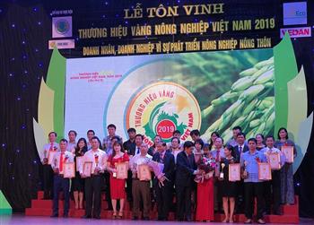 Tôn vinh 75 thương hiệu vàng Nông nghiệp Việt Nam